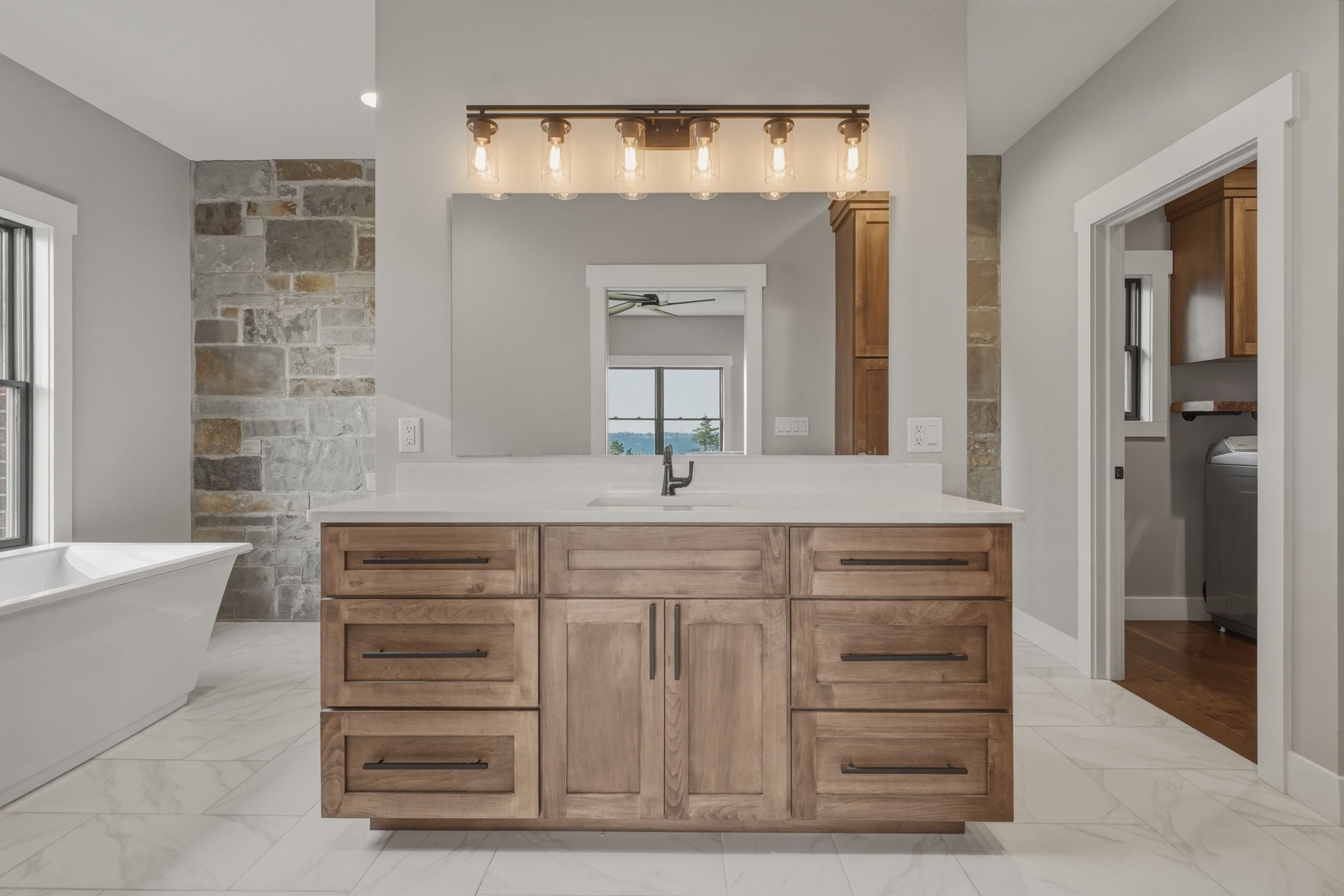 Primary bath dual vanity and soaking tub